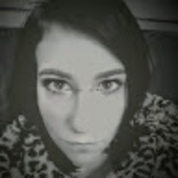 Meet your Posher, Xela - Picture 1 of 1